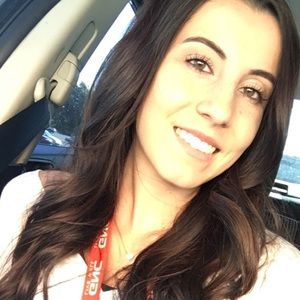 Meet your Posher, Ciera